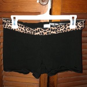 Victoria secret pink yoga shorts size medium